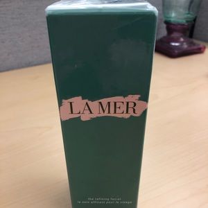LA MER Refining Facial. New in sealed package.